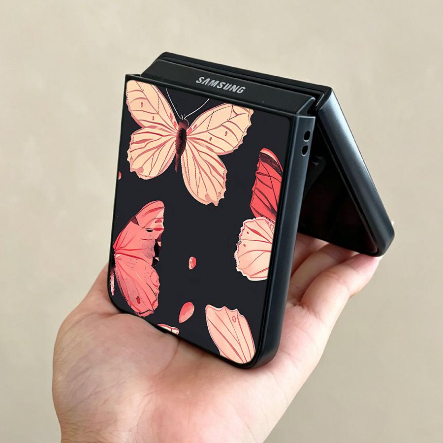 Etui na telefon z motywem kwia – Phone Cases Z Flip 7 recenzja i cena