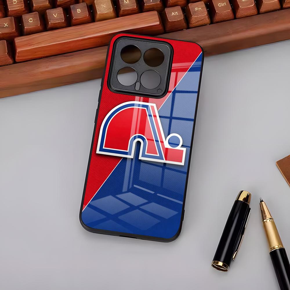 Etui na telefon z logo Q-QueBe – Phone Cases Quebec recenzja i cena
